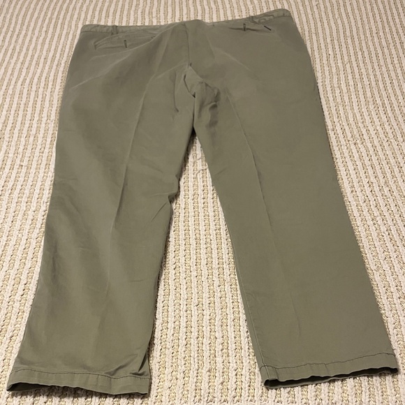 Men's Classic Khaki Chinos - Picture 3 of 3